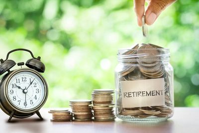 This is how much cash you should really keep in your SIPP for investing