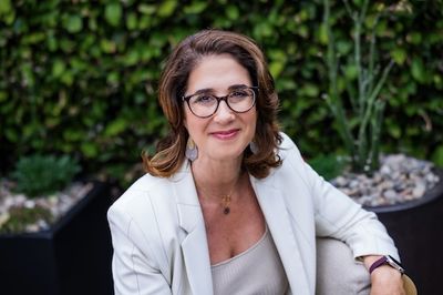 I shared the same guru as William Hurt and Elizabeth Gilbert. Here are 3 things I learned — and now tell CEOs — about toxic leadership