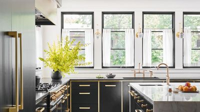 I'm Not Surprised Everyone's in Love With Cafe Curtains in Kitchens Right Now — Interior Designers Share 3 Things That Make Them Work So Well