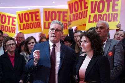 Starmer's Gorton by-election visit fuels Labour hopes as Reform's fall after Farage heads to Chagos Islands