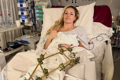 Lindsey Vonn says doctor saved her leg from amputation after Winter Olympic horror crash
