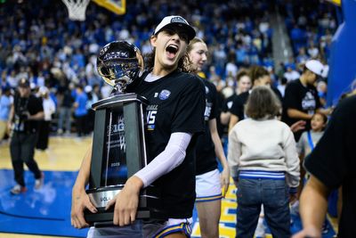 Geno Auriemma’s 655th AP Top 25 appearance moves him past Tara VanDerveer