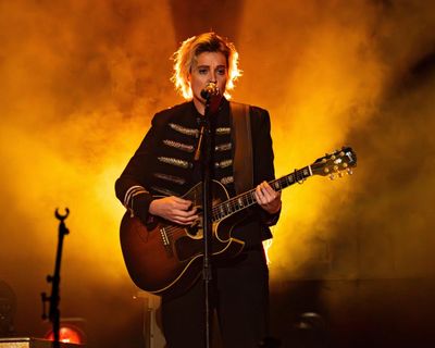 Brandi Carlile concert raises over $600,000 for families affected by ICE