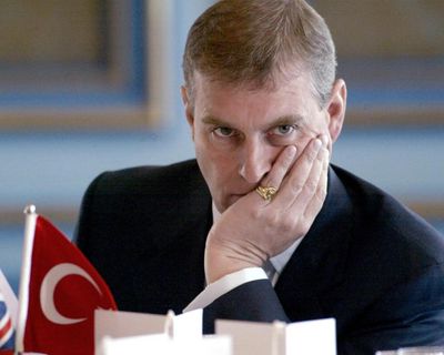 Morning Mail: PM backs plan to remove Andrew from line of succession, high-speed rail plan unveiled, best hot cross bun named