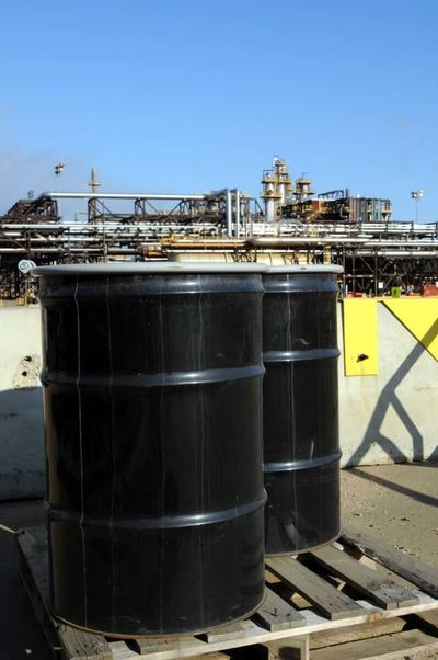 Crude Oil Prices Fall Back on Energy Demand Concerns
