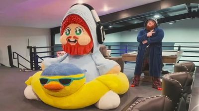 CaseOh now has a giant crochet doppelganger thanks to one dedicated fan