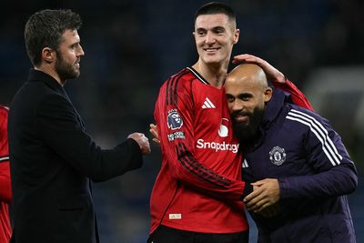 Michael Carrick hails Man United super-sub Benjamin Sesko after winning goal against Everton
