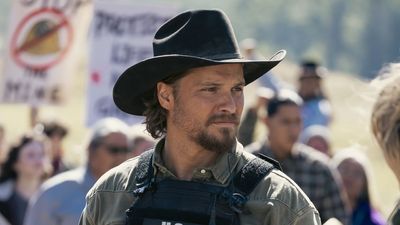Luke Grimes' Marshals Just Cast A Walking Dead Vet, Addressing My Biggest Yellowstone-ish Concern