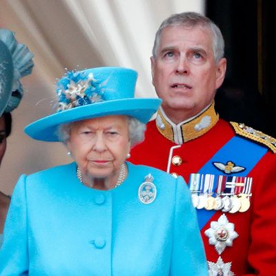 Queen Elizabeth "Looked the Other Way" When It Came to Ex-Prince Andrew's Jeffrey Epstein Association, Says Crisis Expert