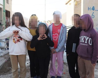 Australian women held in Syrian camp say they would accept children returning home separately