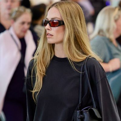 What Blizzard? Margot Robbie Manifests Warmer Weather in Fall 2026's Unexpected Bermuda Shorts Trend