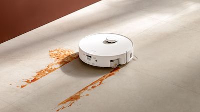 I tried Roborock's new Qrevo Curv, and it's almost perfect — except for this one big problem