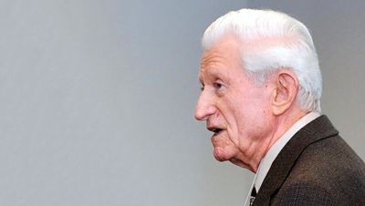 Before Cerebras, there was Amdahl: How legendary US engineer was way ahead of his time with wafer-scale integration and plotted supercomputer performance for the humble PC 43 years ago