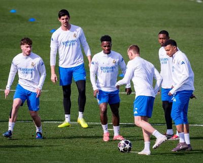 Arbeloa and Courtois call on Uefa to take stand against racism after Vinícius incident