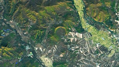 Incomplete remains of world's 'youngest' impact crater spotted lurking in Chinese forest — Earth from space