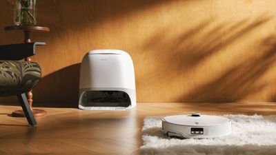 Roborock's new robot vacuum cleaner automatically detaches its mop when it’s not needed