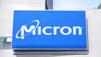 Micron Stock Trades Near Record High — Cash Out or Hold On?
