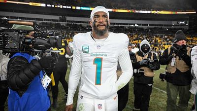 Miami GM Says 'Everything's On the Table' With Tua Tagovailoa Decision, Including Trade