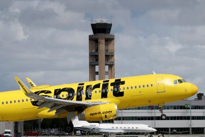 Spirit Airlines CEO gives update on bankruptcy filing and promises ‘a new Spirit’