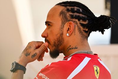 Lewis Hamilton urges followers to "stay curious" in message shaped by Ferrari move