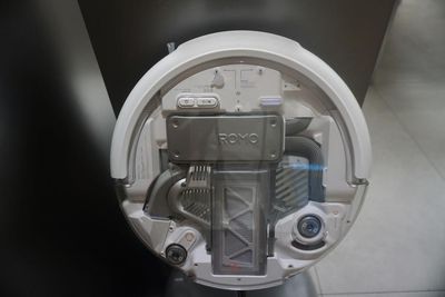 Spanish engineer reports flaw in ‘smart’ vacuums after gaining control of 7,000 devices