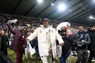 Snoop Dogg welcomed by excited football fans on first Swansea visit