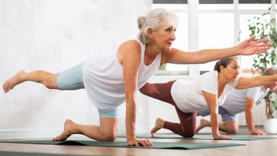 I’m a personal trainer who works with seniors: These are the 4 core exercises I wish everyone would do before they turn 60