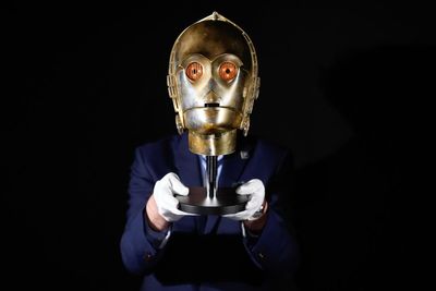 Iconic movie props from Star Wars and Jaws set for lucrative auction sale