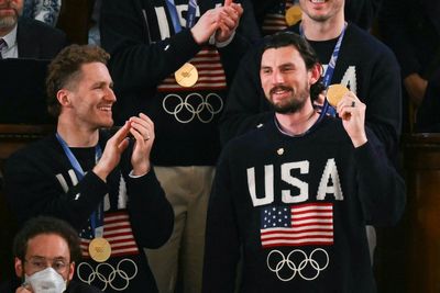 Trump says he’ll award US men’s hockey goalie Presidential Medal of Freedom