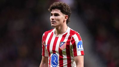 Barcelona Identify ‘New Julian Alvarez’ As Alternative to Atletico Madrid Striker