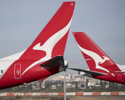 Qantas unveils major changes to frequent flyer program and a bumper $1.46bn profit