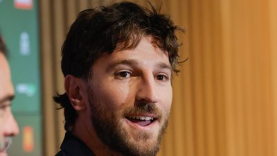 Bulldogs won't look back to go forward in AFL