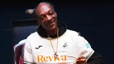Snoop Dogg accused of smoking weed in Swansea City tunnel by opposition manager