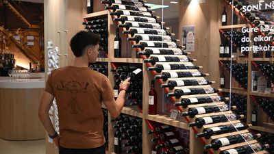 EU to support France’s wine sector, under pressure amid drop in demand