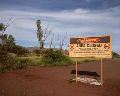 Traditional owners sue Western Australia government for $1.5bn to clean up toxic asbestos at Wittenoom