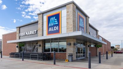8 Best Things To Buy at Aldi Under $25 This Spring