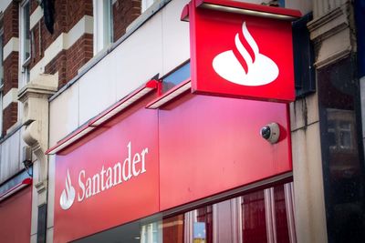 Santander ‘quietly dilutes’ targets to cut emissions in oil and gas financing