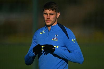 Tottenham: Igor Tudor confirms 'small problem' for Micky van de Ven in five-man injury update