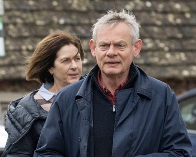 Martin Clunes loses planning battle with new travellers near Dorset home
