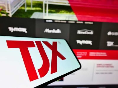 TJX Companies Stock: Is TJX Outperforming the Consumer Discretionary Sector?