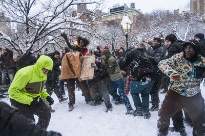 Man arrested for throwing snowballs at NYPD cops in viral video that turned into political headache for Mamdani