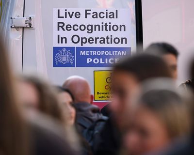 Met police to pilot facial recognition identity checks, mayor confirms