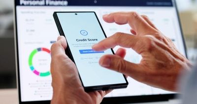 Mixed Credit File Warning: 6 Signs Your Report Got Merged With Someone Else’s (And How to Fix It)