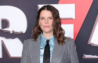 I struggle to watch scary movies, says Neve Campbell