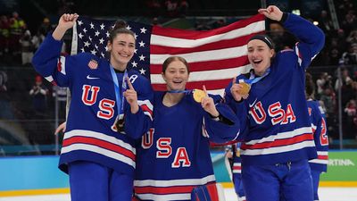 U.S. Women’s Hockey Privately Accepts Gold Medal Party Invite After White House Buzz