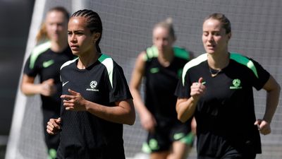 Refreshed Fowler ready to unleash on her unfrozen knees