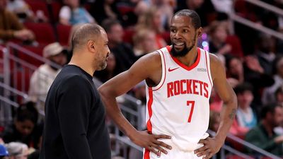 Kevin Durant Couldn’t Stop Smiling at Elite Company He Joined in Historic 40-Point Game