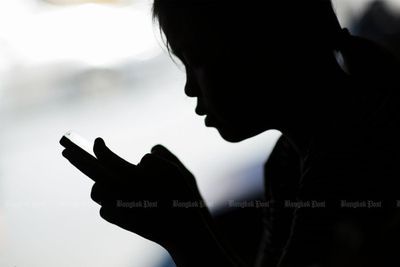 Too much screen time 'bad for kids'