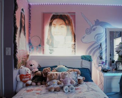 ‘I’ve never been so frightened’: the veteran reporter who turned his lens on the empty bedrooms of school shooting victims