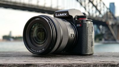 Panasonic rolls out Lumix firmware updates for 6 full-frame cameras, 4 S Pro lenses and apps
